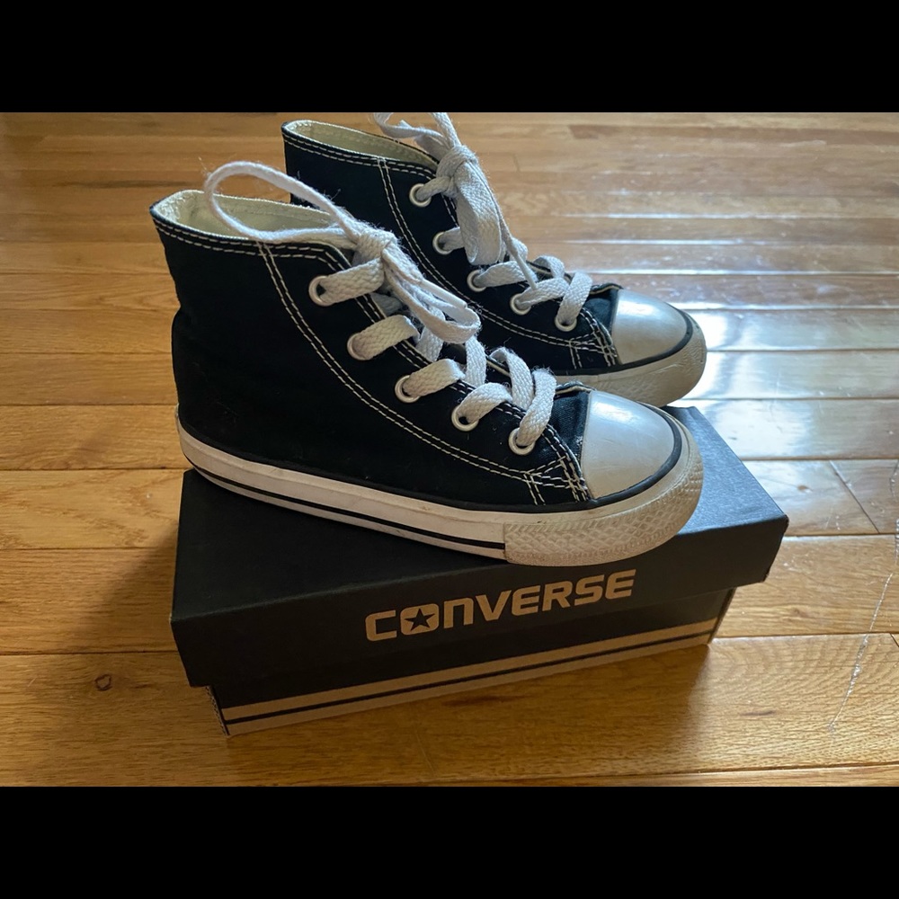 Converse toddler